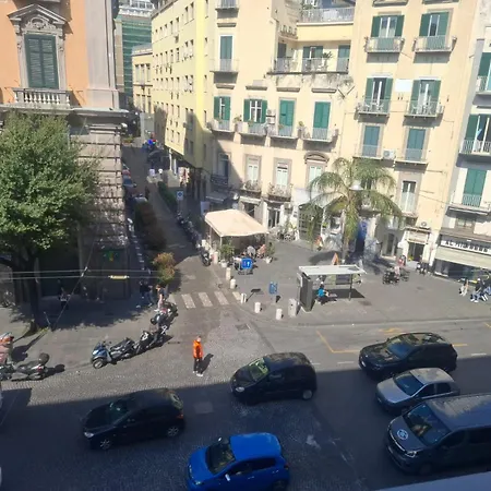 Neapolis Angioino Apartmán *