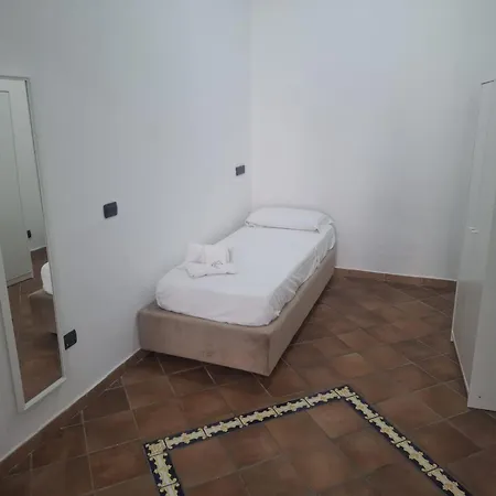 Neapolis Angioino Apartmán *